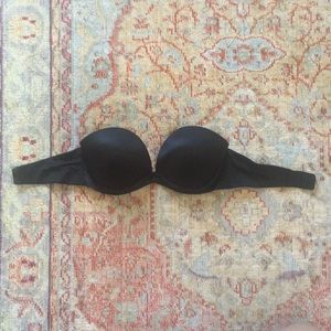 32D black VS strapless bra